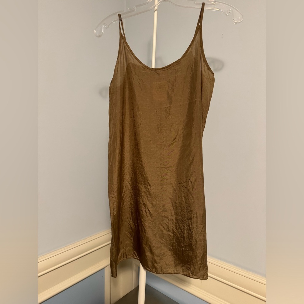 Anagram - silk neutral slip